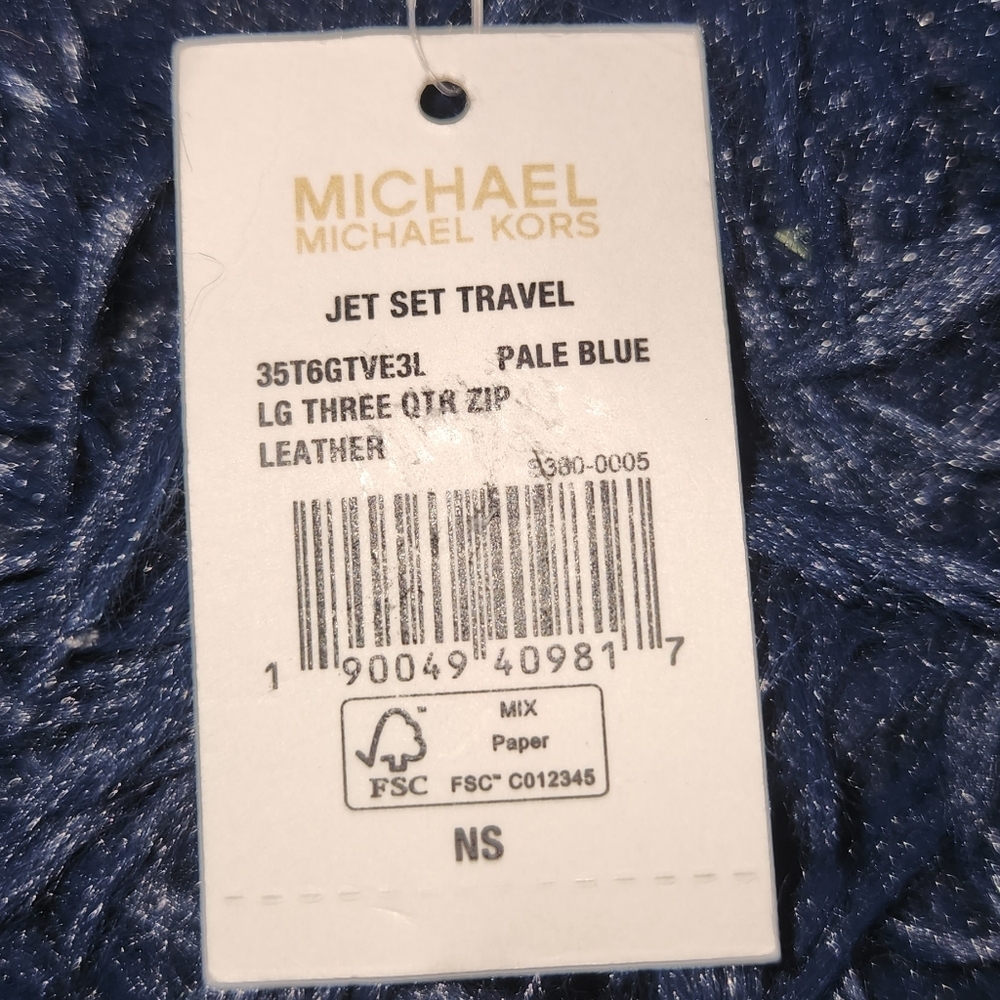 Nwt michael kors powder blue jet set travel lg 3 qtr zip saffiano leather wallet - Picture 7 of 7